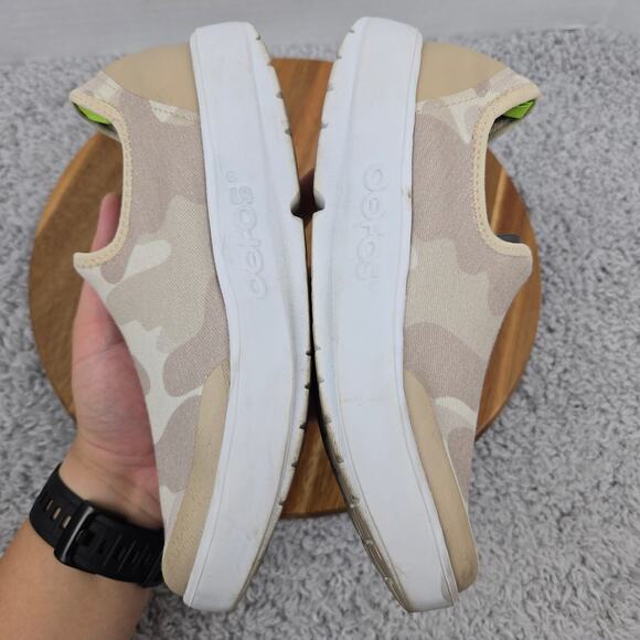 Oofos Womens 6 Oomg eeZee Low White Tan Camo Casual Recovery Daily Slip On Shoe - Picture 9 of 14